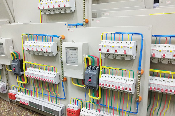 山東配電箱