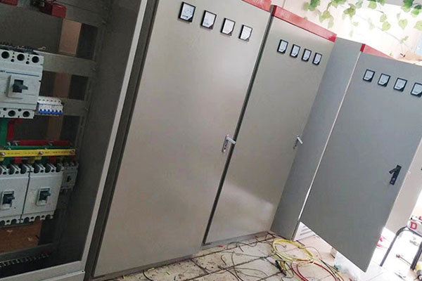 山東成套配電柜運(yùn)用前要做的一些檢查工作